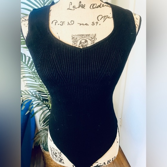 SO Sleeveless Sweater Bodysuit | Juniors - Picture 11 of 12